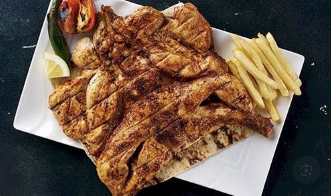 دجاج مشوي ع فحم 